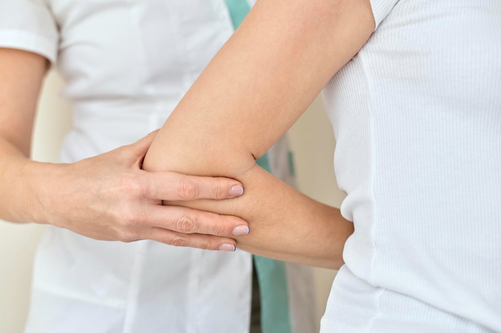 Woman undergoing arthritis treatment in wilmington delaware